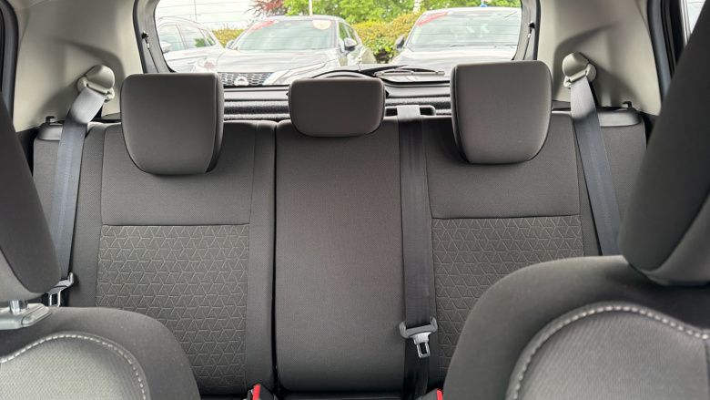 Suzuki Swift 1.2 Mild Hybrid Motion 5dr Petrol Hatchback